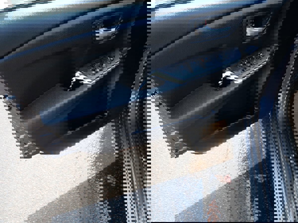 Used 2017 Toyota Camry LE image 16