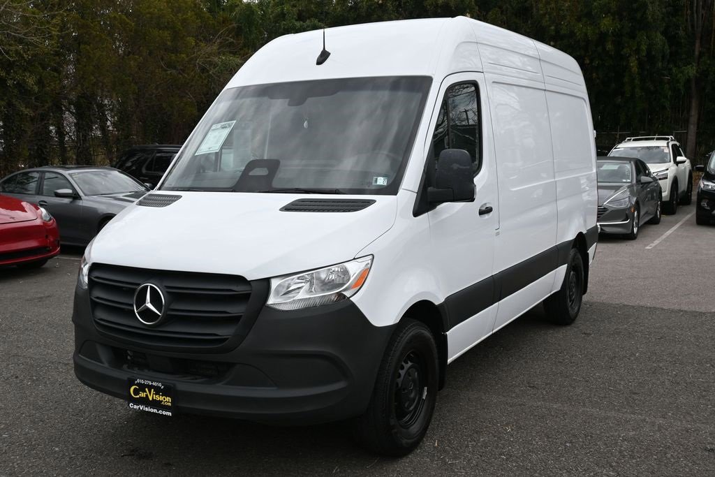 Used 2025 Mercedes-Benz Sprinter 2500 image 37