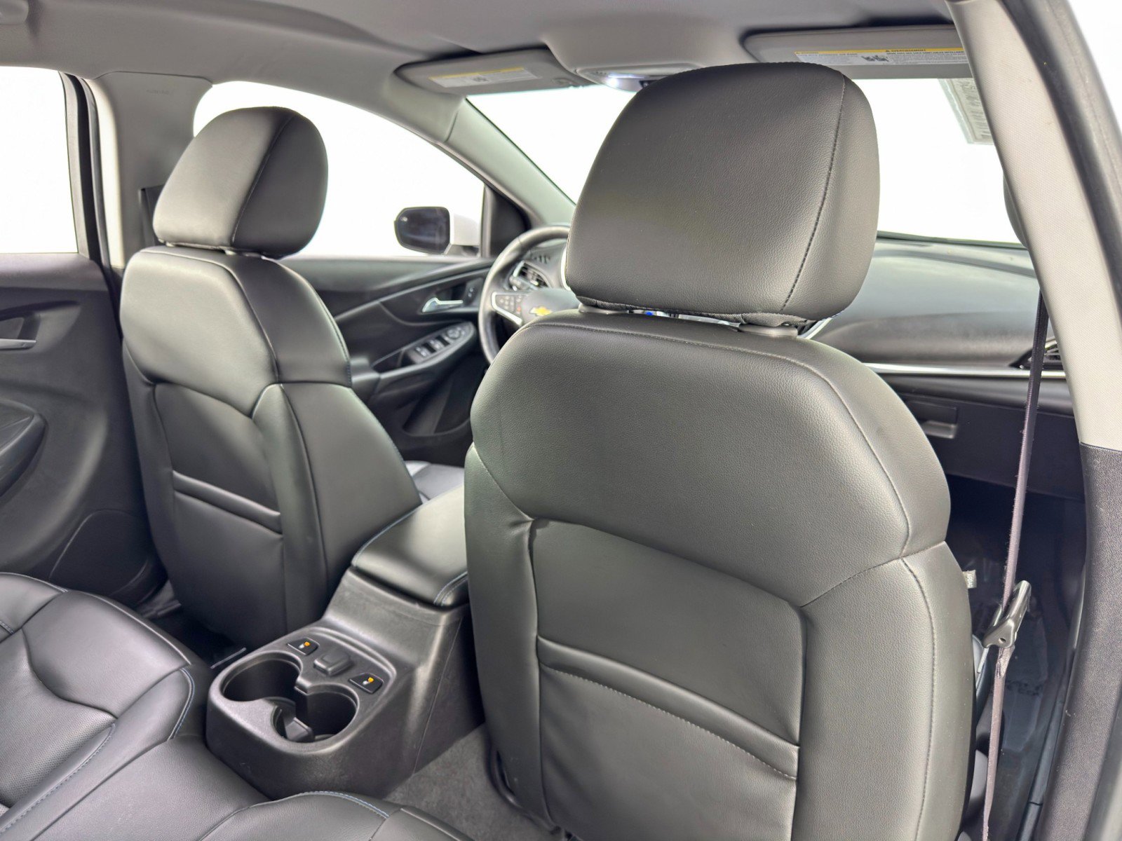 Used 2017 Chevrolet Volt Premier w/ Driver Confidence II Package image 35