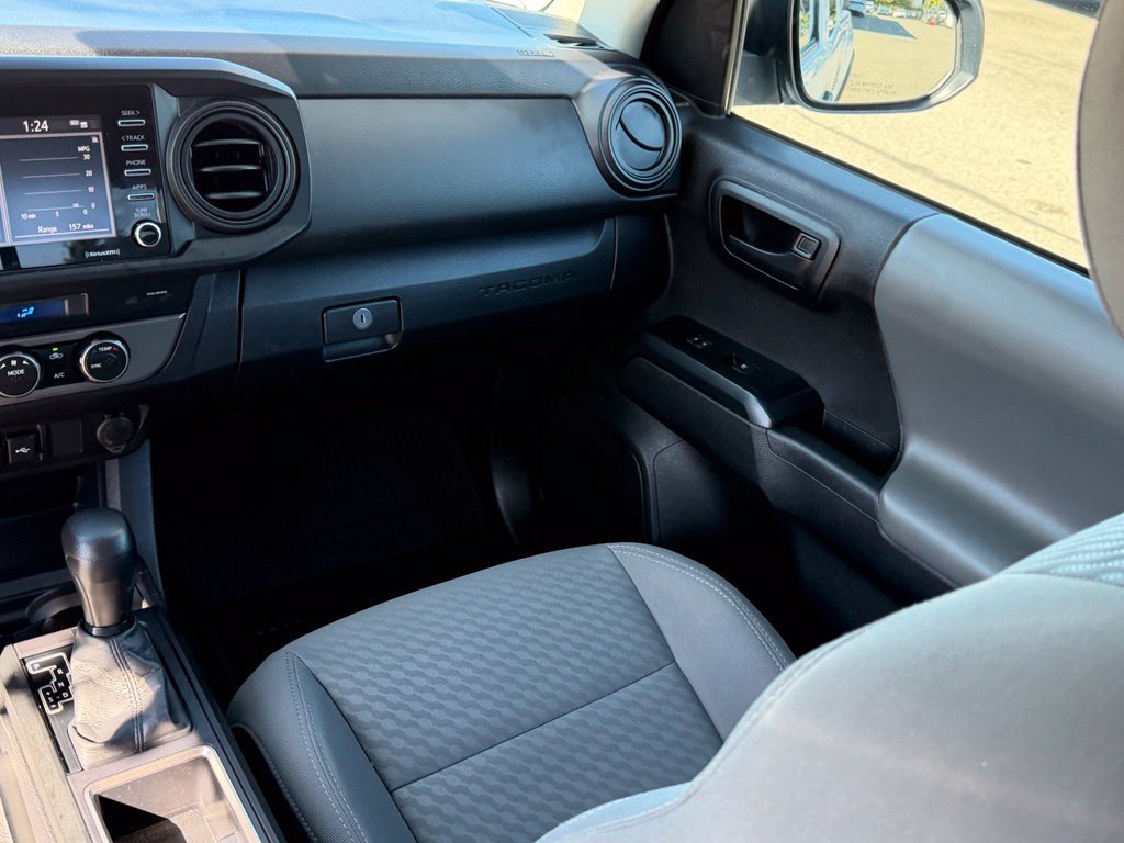 Certified 2022 Toyota Tacoma SR w/ SX Package AWD/4WD image 18