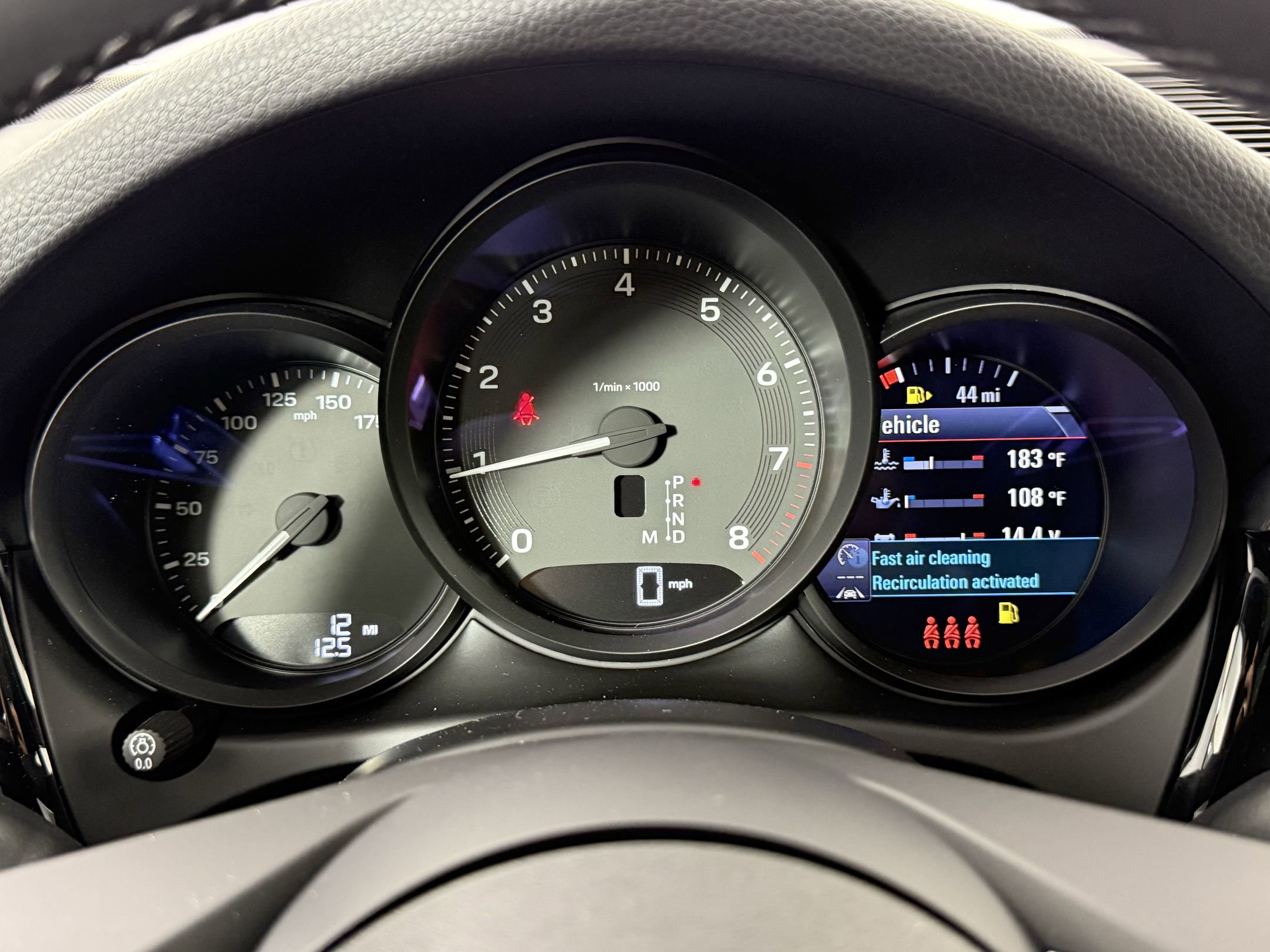 New 2025 Porsche Macan image 22