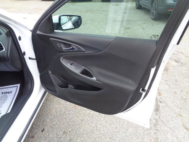 Used 2021 Chevrolet Malibu RS image 14