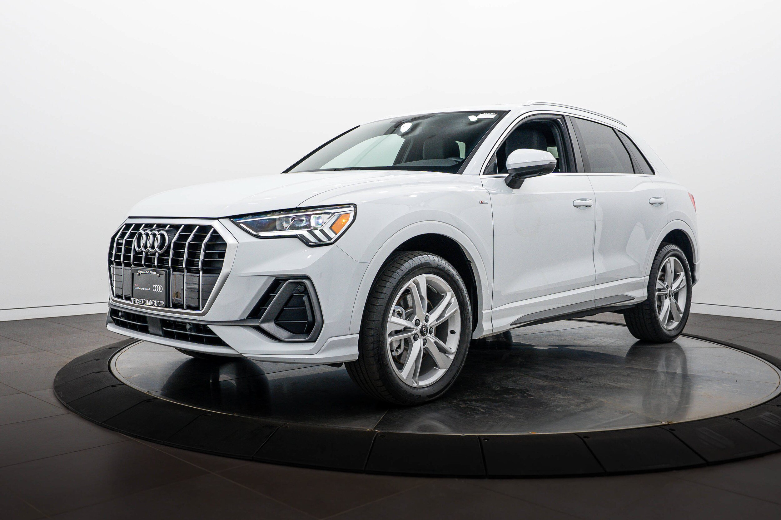 Certified 2023 Audi Q3 2.0T Premium Plus w/ Premium Plus Package AWD/4WD image 7