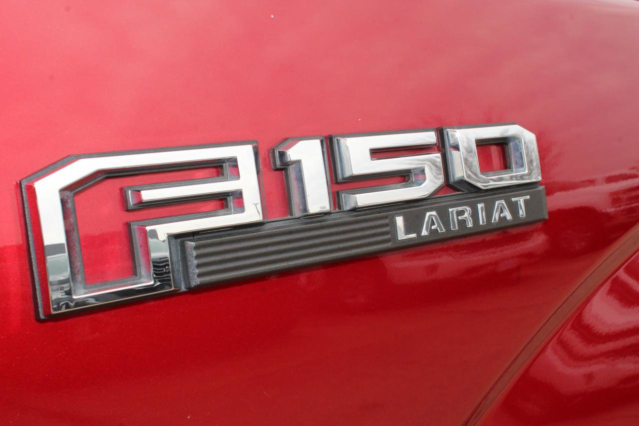 Used 2019 Ford F150 Lariat image 2