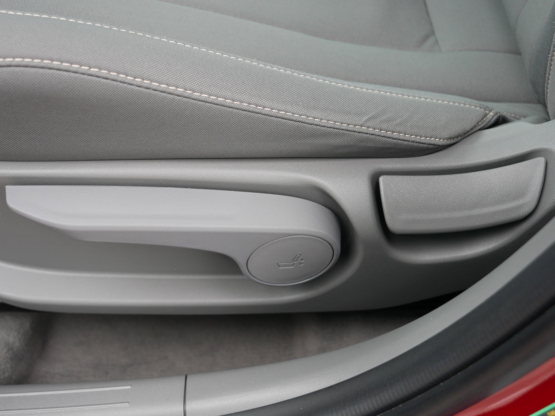 Used 2023 Hyundai Elantra SEL w/ Convenience Package image 20