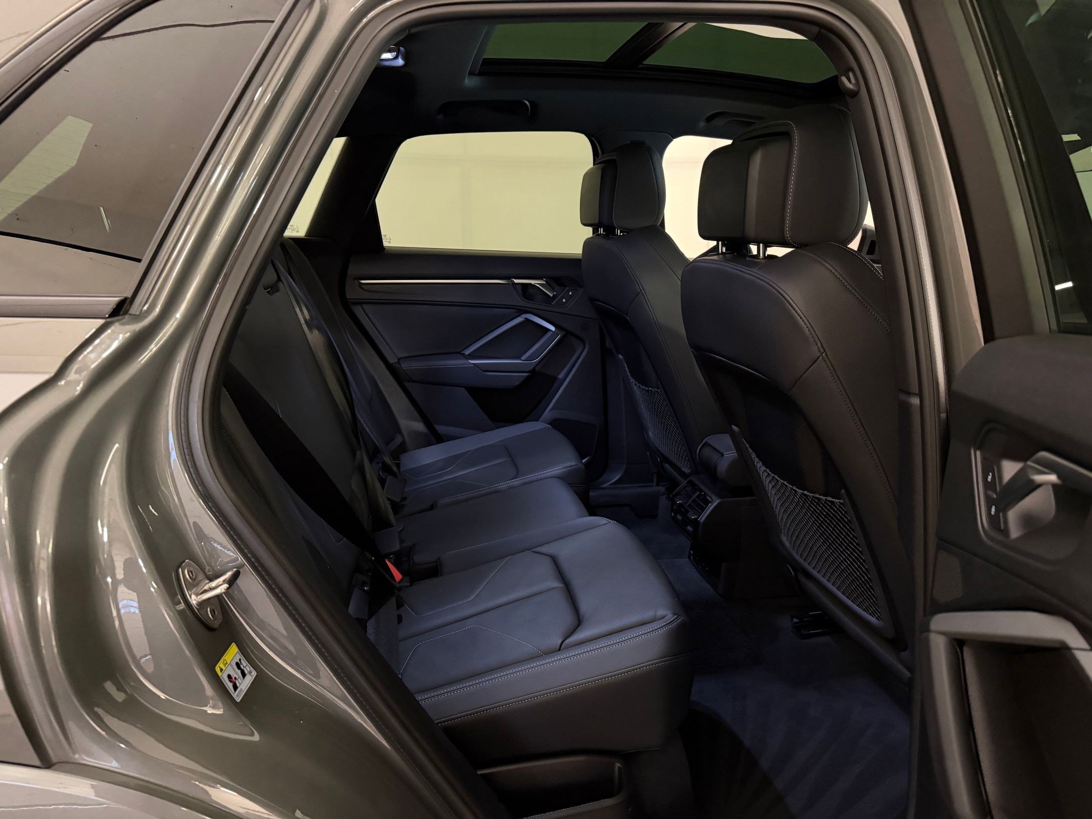 Certified 2025 Audi Q3 2.0T Premium w/ Convenience Package image 30