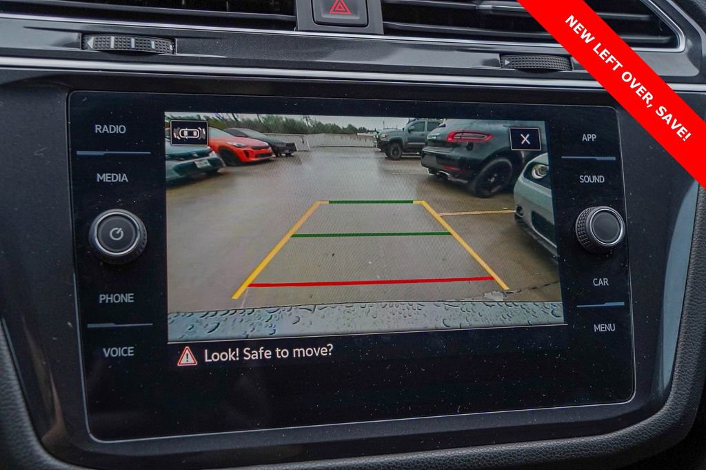 Used 2024 Volkswagen Tiguan SE R-Line image 14