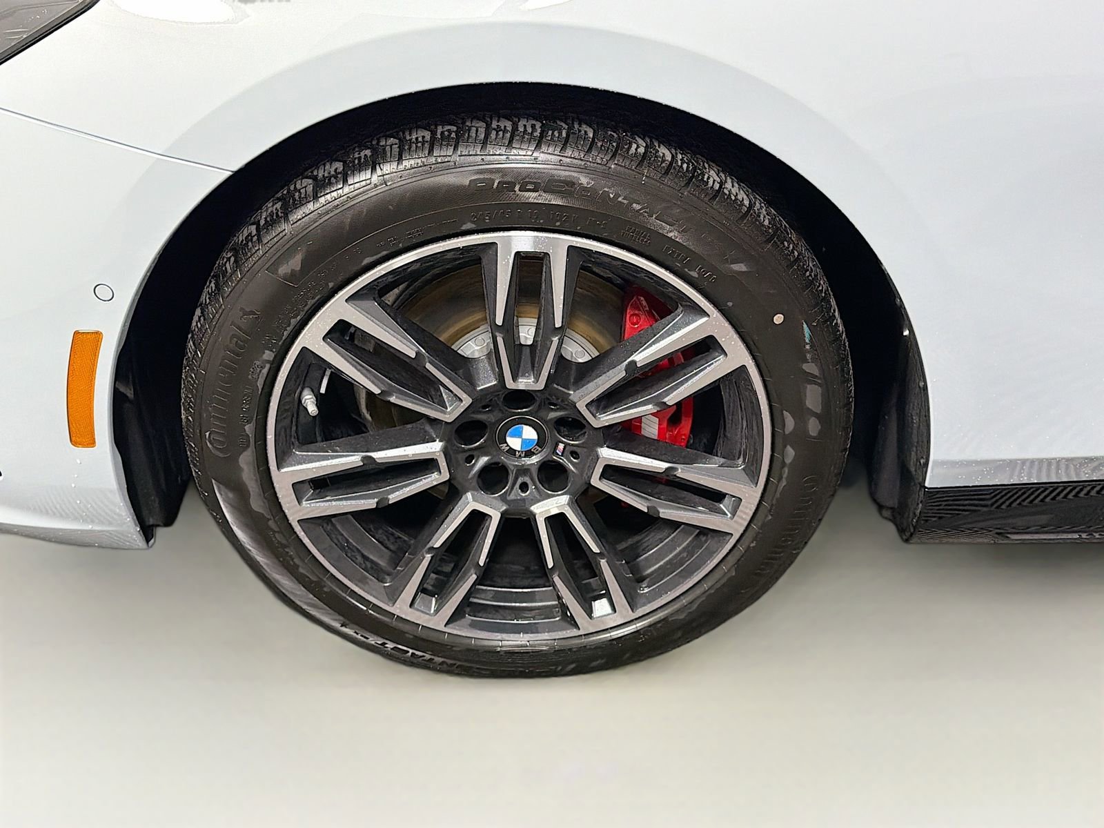 New 2026 BMW 530i xDrive w/ M Sport Package AWD/4WD image 33