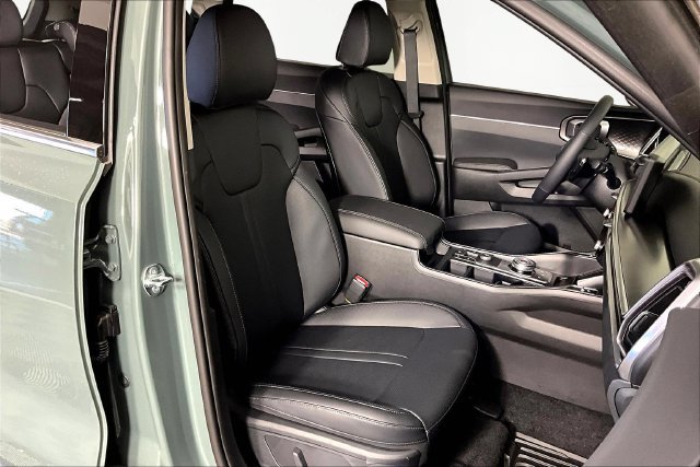 New 2026 Kia Sorento EX FWD image 11