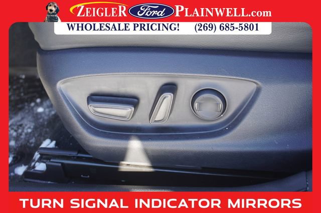 Used 2023 Toyota Camry SE image 12