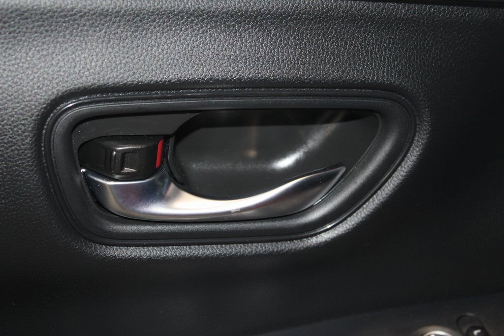 Certified 2025 Honda HR-V Sport image 7