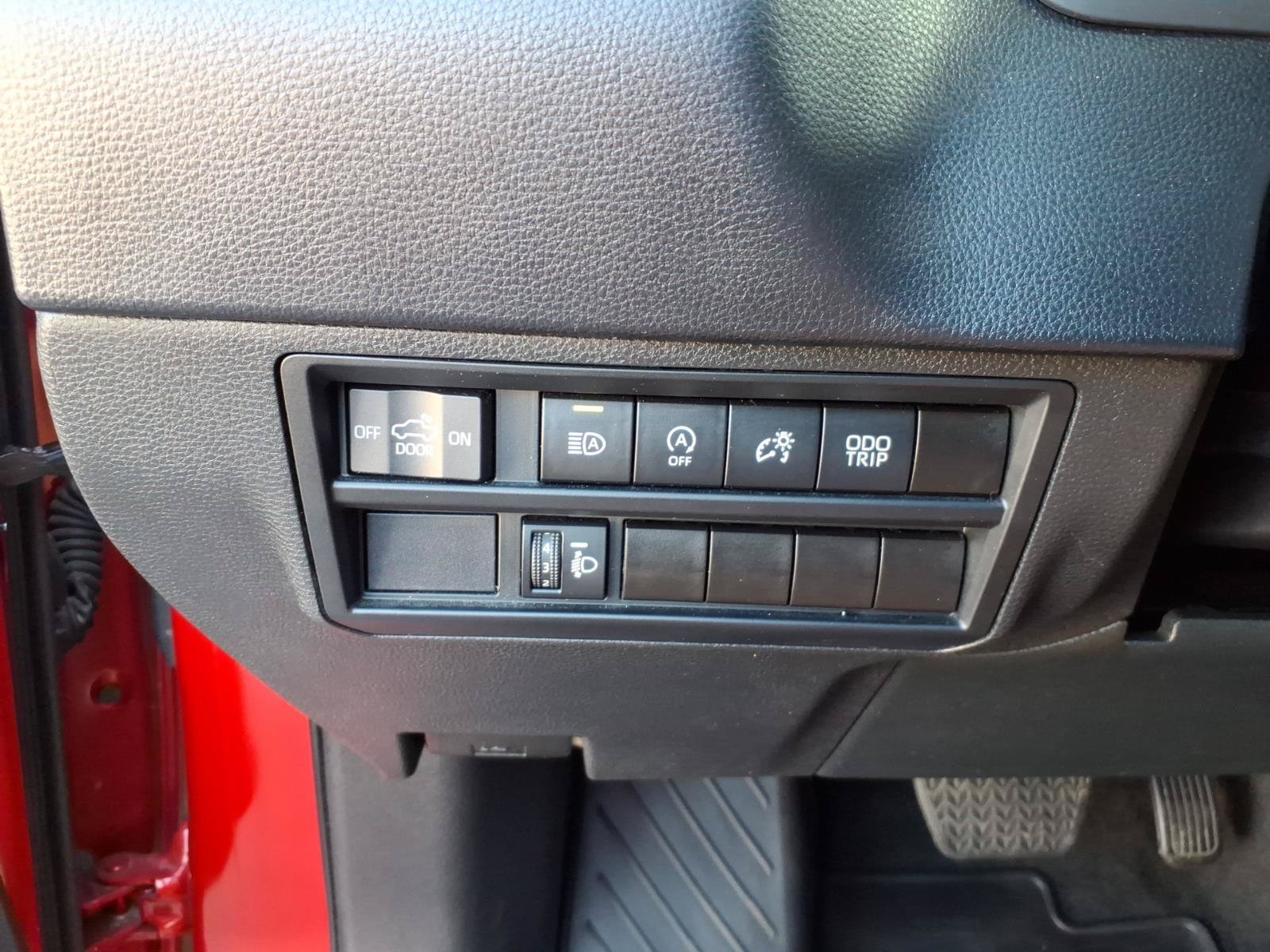 Used 2022 Toyota Tundra SR5 AWD/4WD image 15