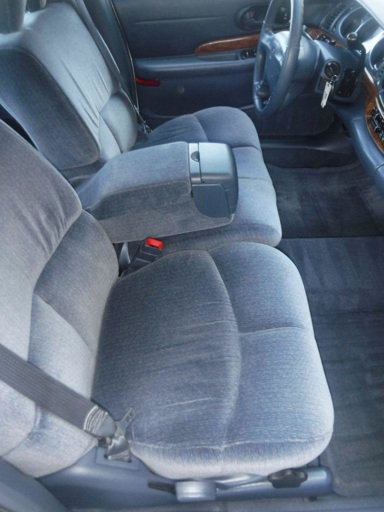 Used 2001 Buick Le Sabre Custom FWD image 25