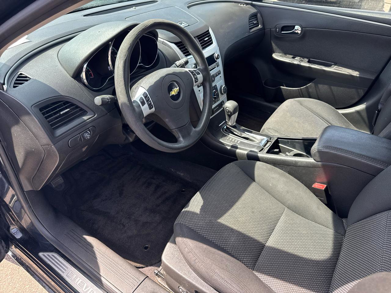 Used 2011 Chevrolet Malibu LT w/ Power Convenience Package FWD image 9
