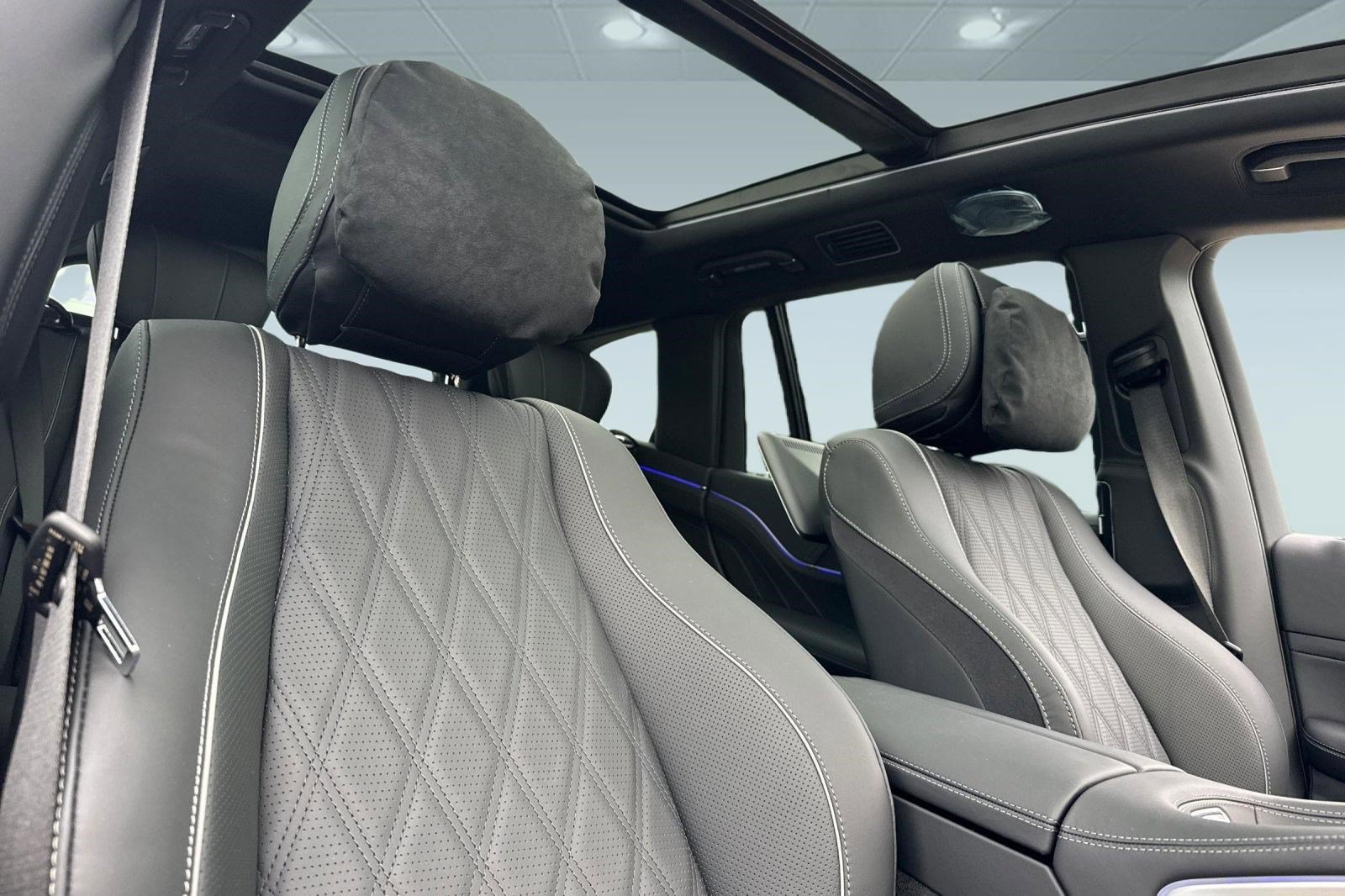 New 2026 Mercedes-Benz Maybach GLS 600 4MATIC image 14