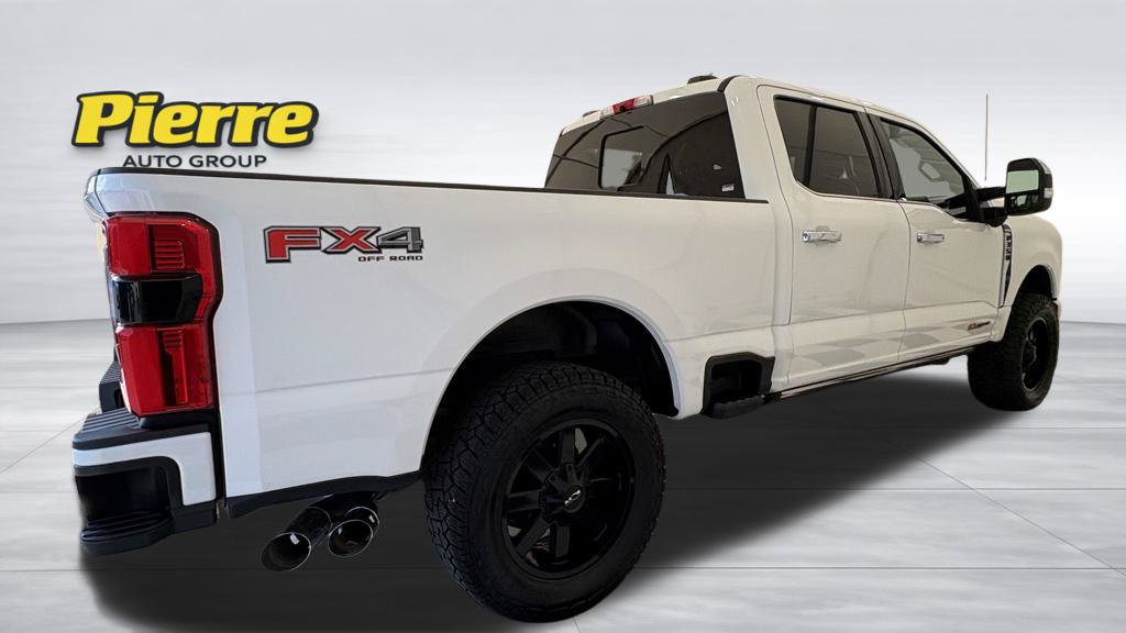 Used 2023 Ford F350 Platinum w/ FX4 Off-Road Package AWD/4WD image 6