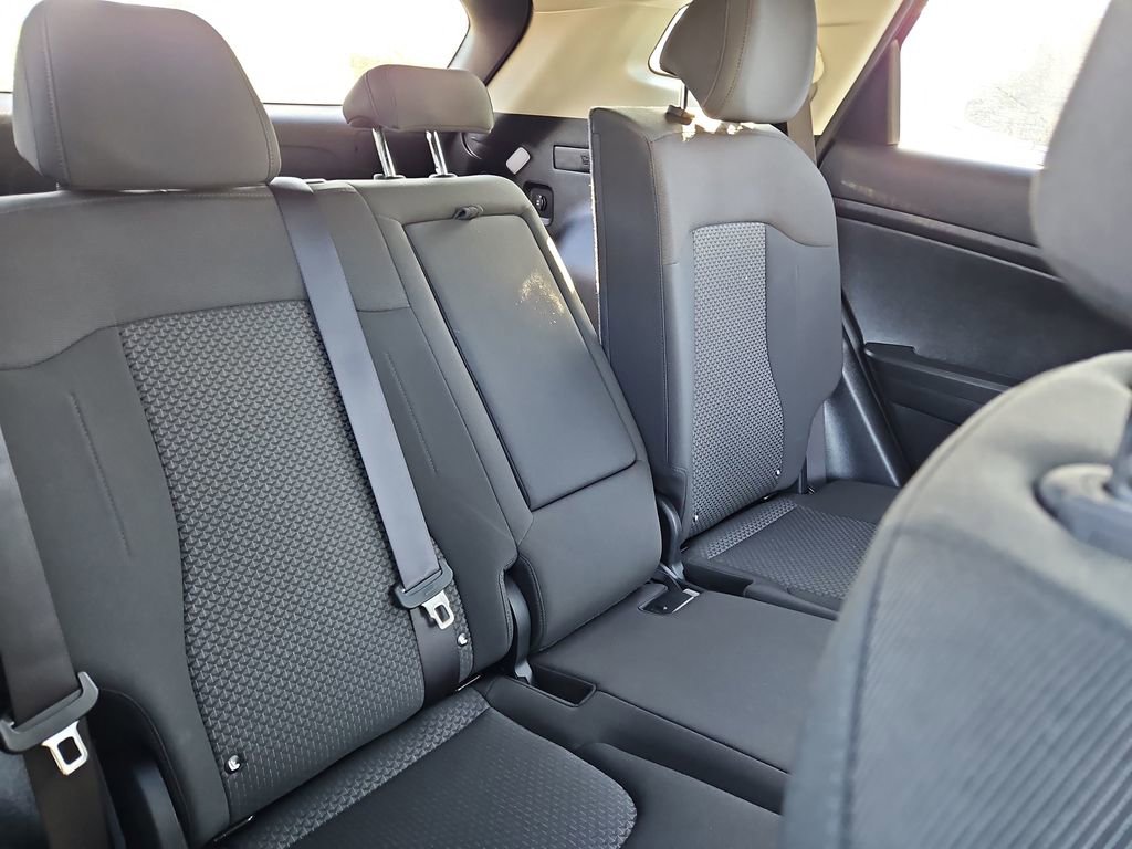 Used 2024 Kia Sportage LX image 10