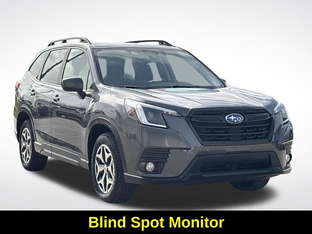 Used 2023 Subaru Forester Premium image 12