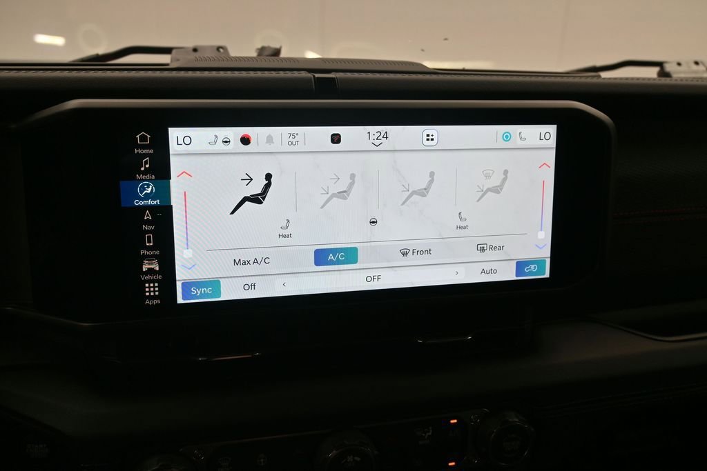 Used 2025 Jeep Wrangler Unlimited Rubicon AWD/4WD image 18