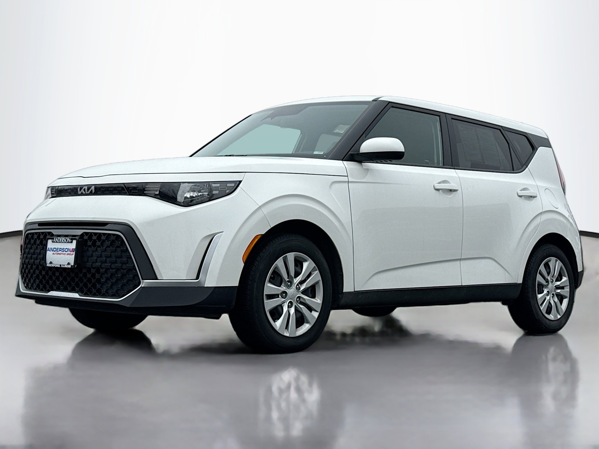 Used 2023 Kia Soul LX image 12