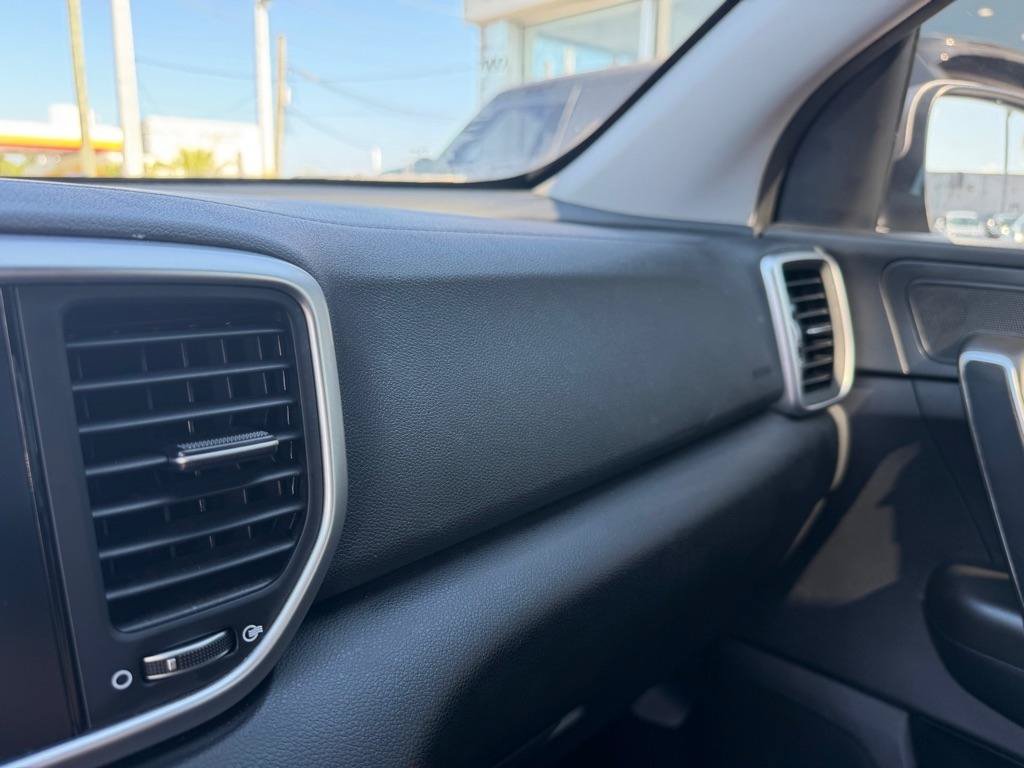 Used 2022 Kia Sportage LX FWD image 22