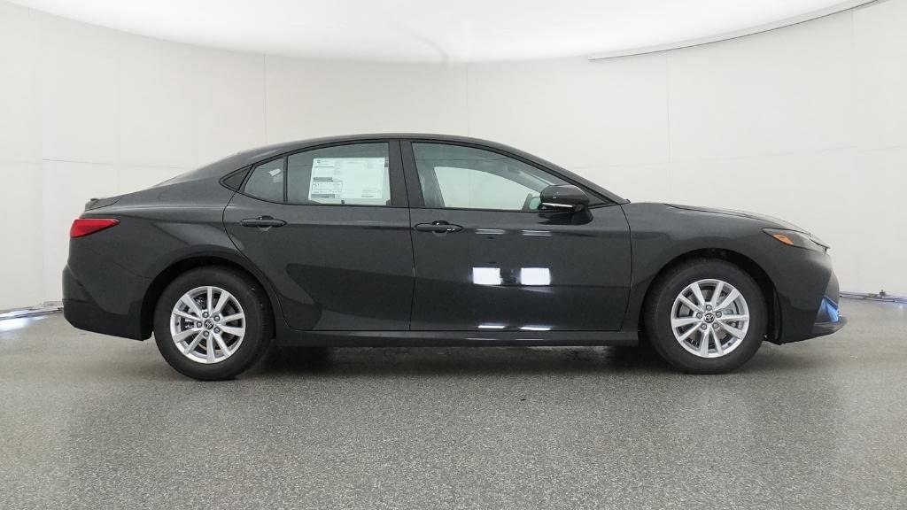 New 2026 Toyota Camry LE FWD image 27