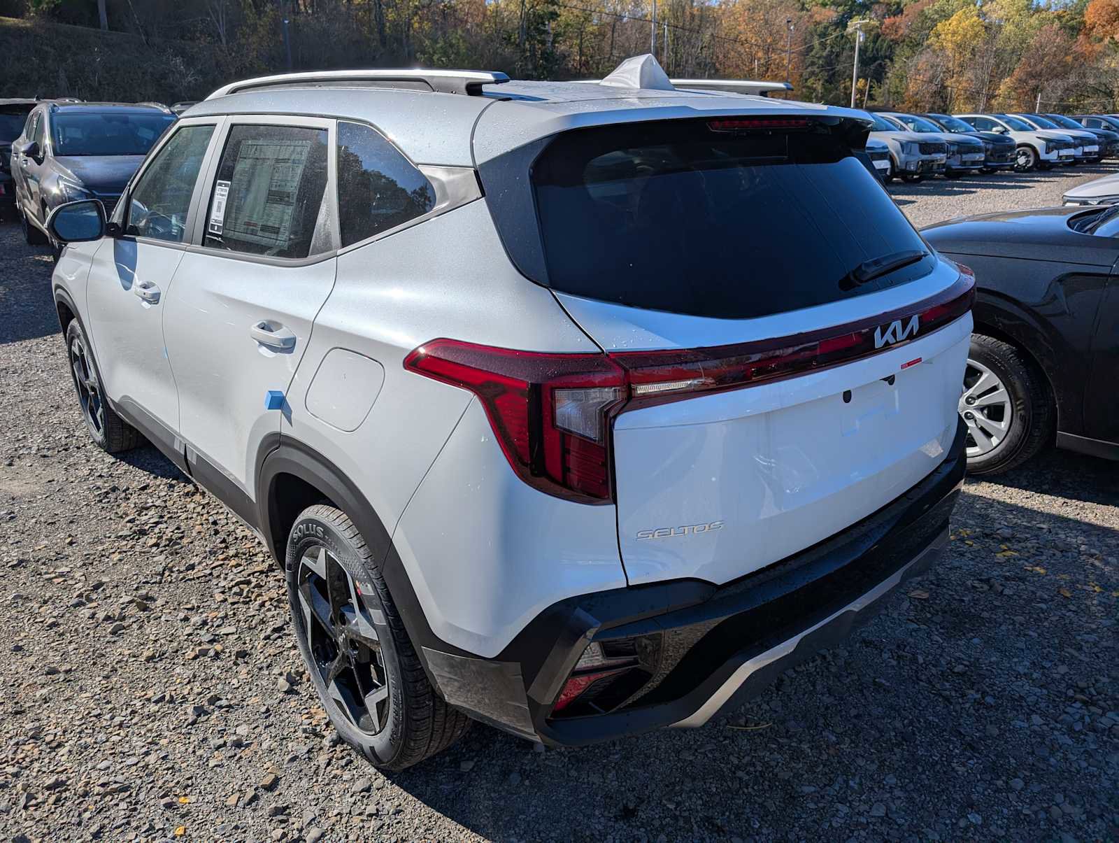 New 2026 Kia Seltos S image 9