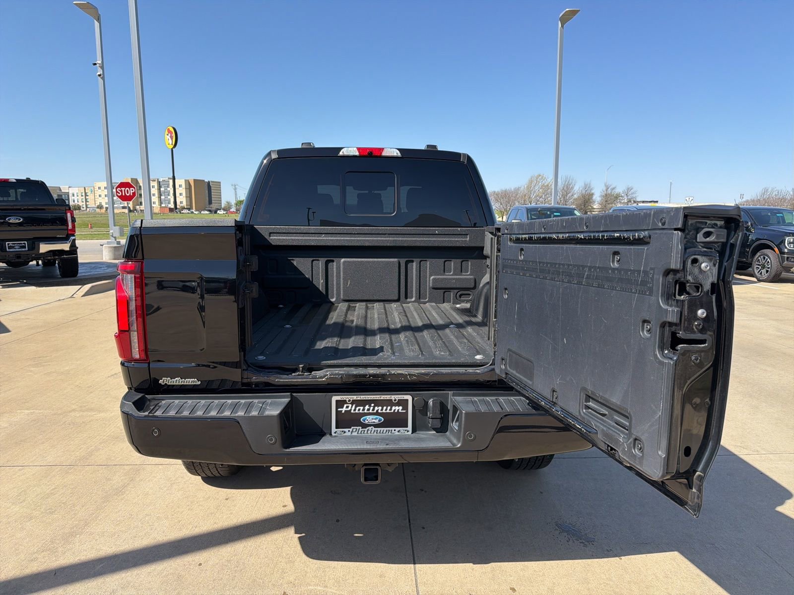 Certified 2025 Ford F150 Platinum w/ FX4 Off-Road Package image 5