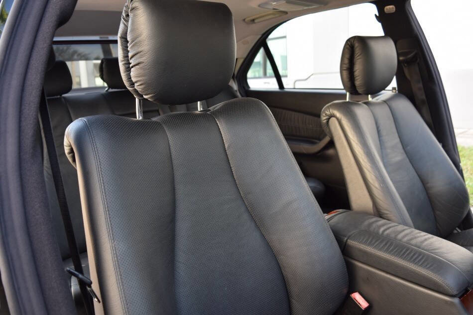 Used 2001 Mercedes-Benz S 430 image 56