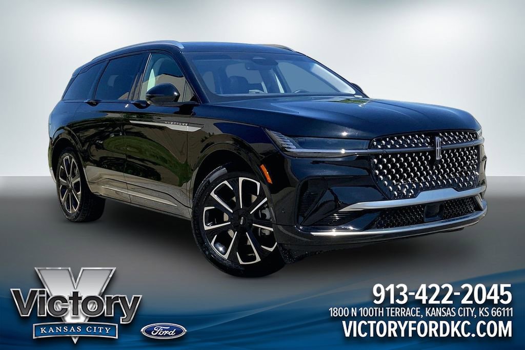 Used 2024 Lincoln Nautilus Reserve w/ Equipment Group 202A AWD/4WD image 1