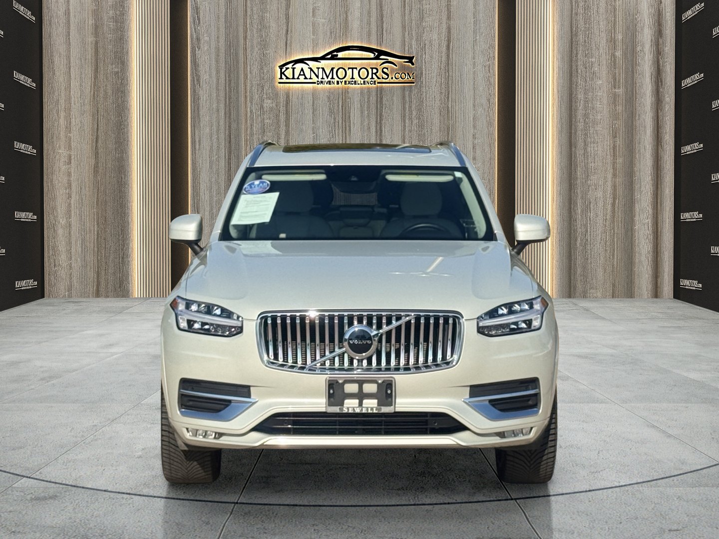 Used 2020 Volvo XC90 T6 Inscription w/ Protection Package Premier AWD/4WD image 2