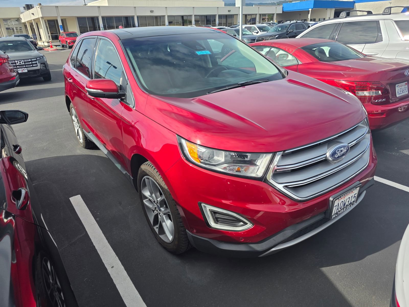 Used 2017 Ford Edge Titanium w/ Equipment Group 302A image 4
