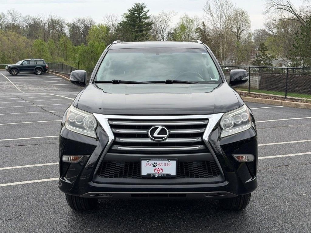 Used 2014 Lexus GX 460 image 9