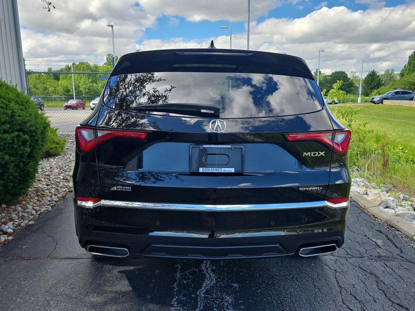 Certified 2023 Acura MDX SH-AWD w/ Advance Package image 7