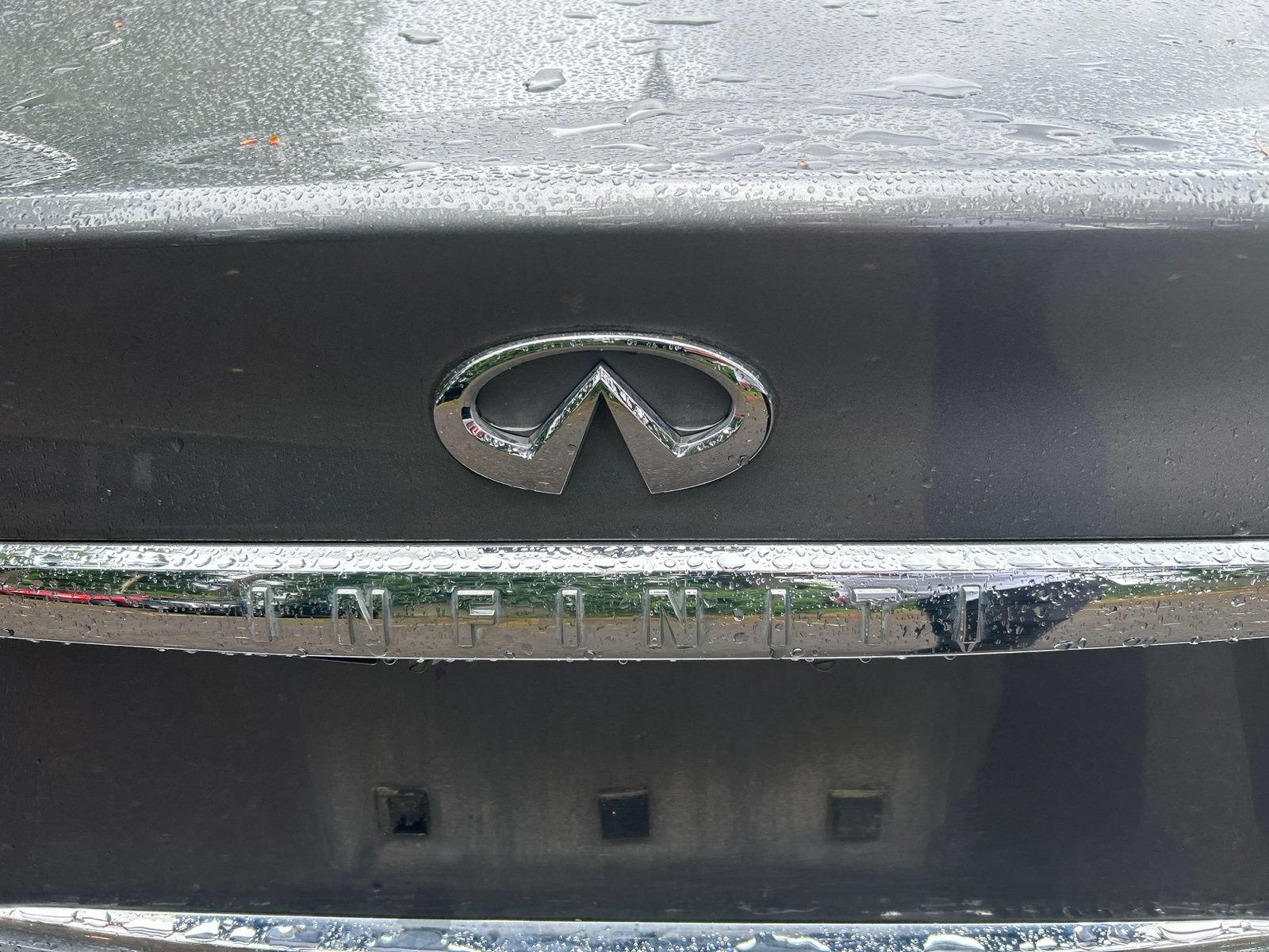 Used 2015 INFINITI Q50 Premium w/ Navigation Package RWD image 7