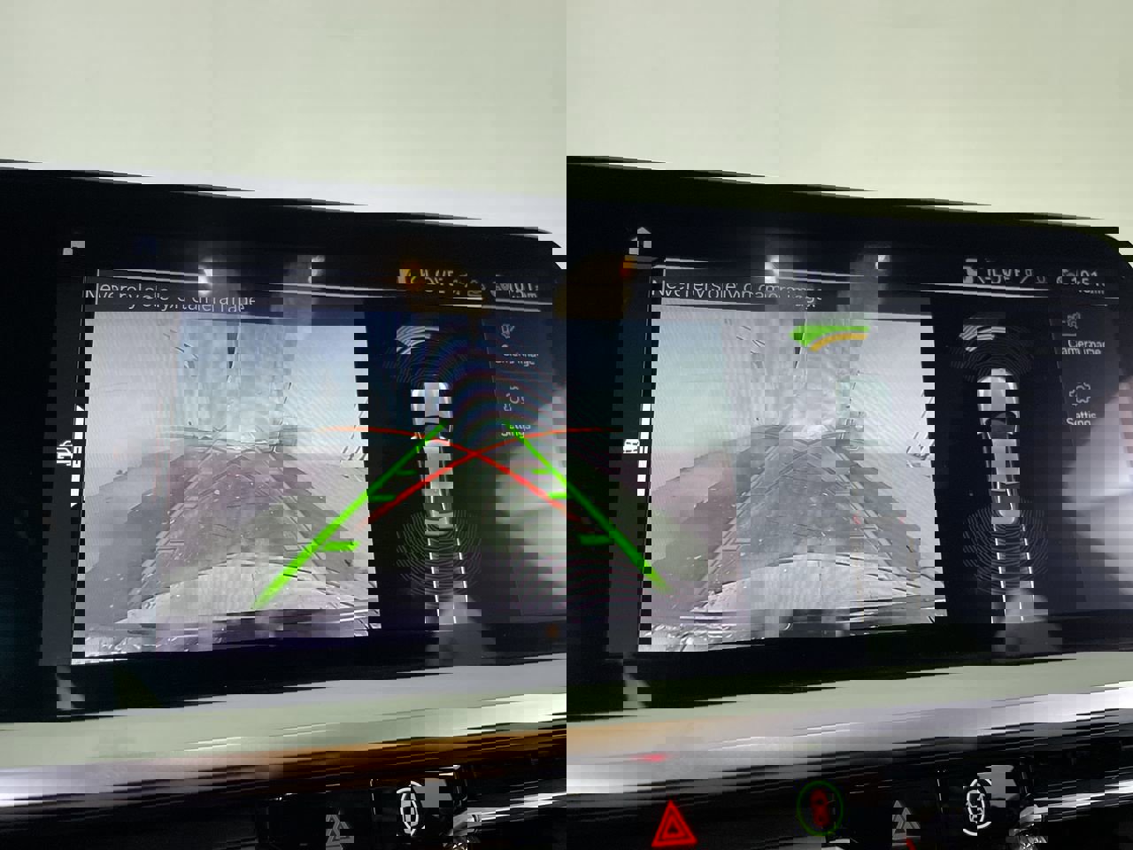 Used 2022 BMW 330i xDrive Sedan w/ Driving Assistance Package image 15