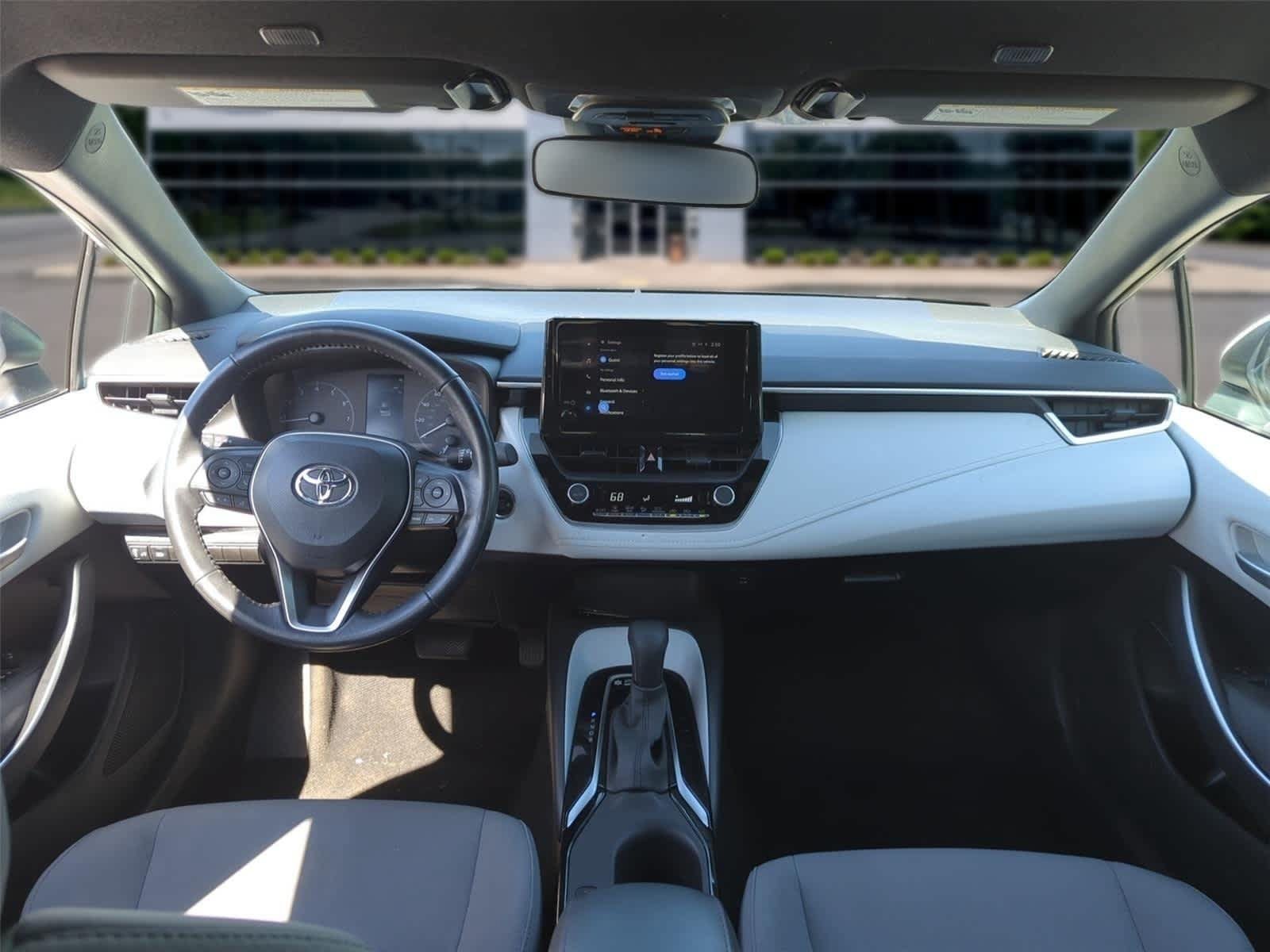 Used 2024 Toyota Corolla SE FWD image 32