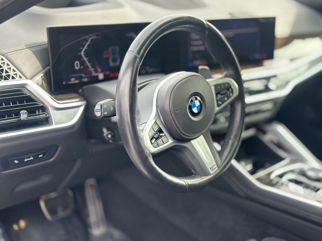 Certified 2025 BMW X6 xDrive40i image 13