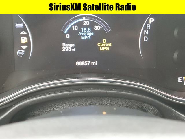 Used 2018 Jeep Grand Cherokee Altitude image 15