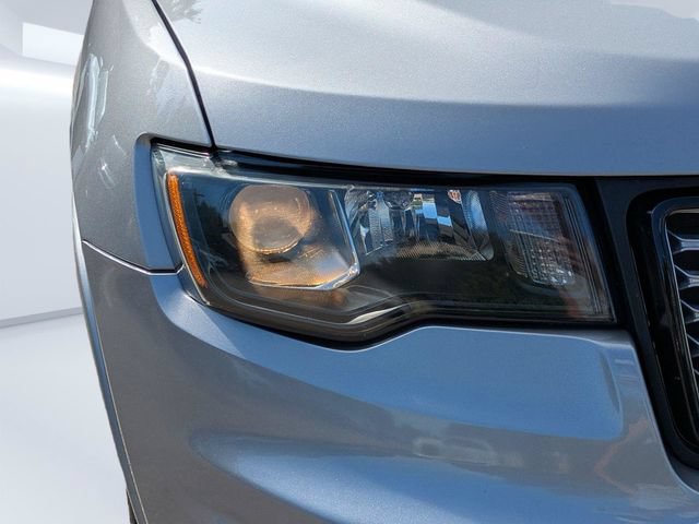 Used 2018 Jeep Grand Cherokee Altitude RWD image 10