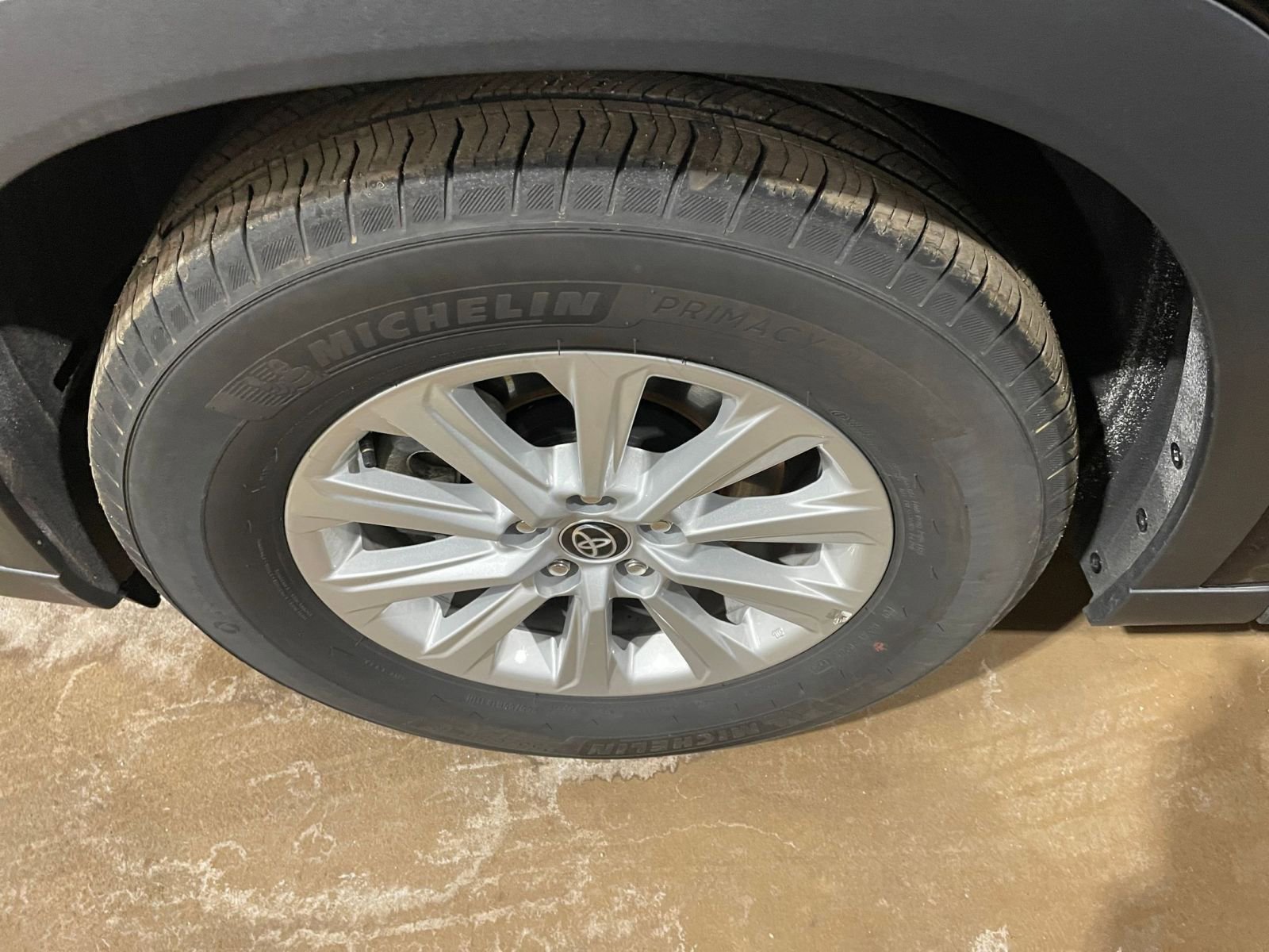Used 2025 Toyota Grand Highlander FWD image 32