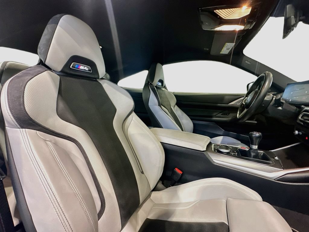 Used 2024 BMW M4 Coupe w/ Executive Package RWD image 27