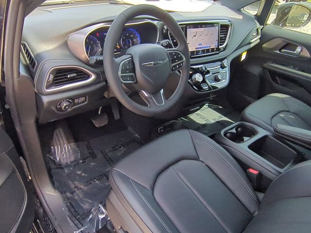 New 2026 Chrysler Pacifica Select FWD image 12