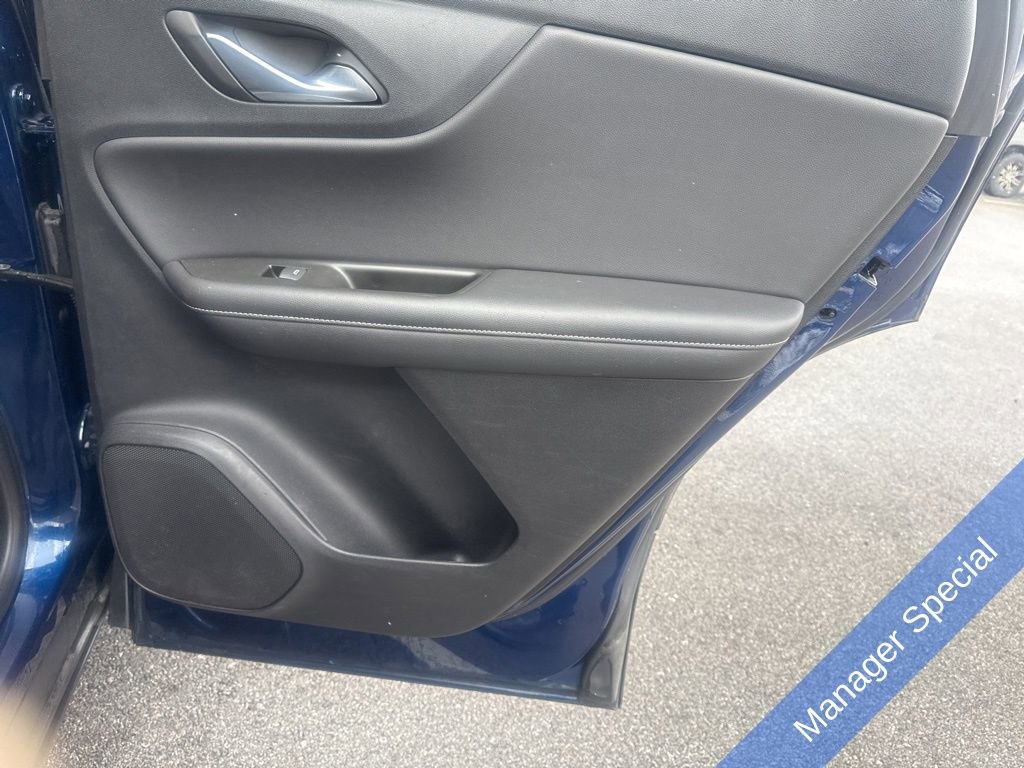 Used 2023 Chevrolet Blazer LT FWD image 28