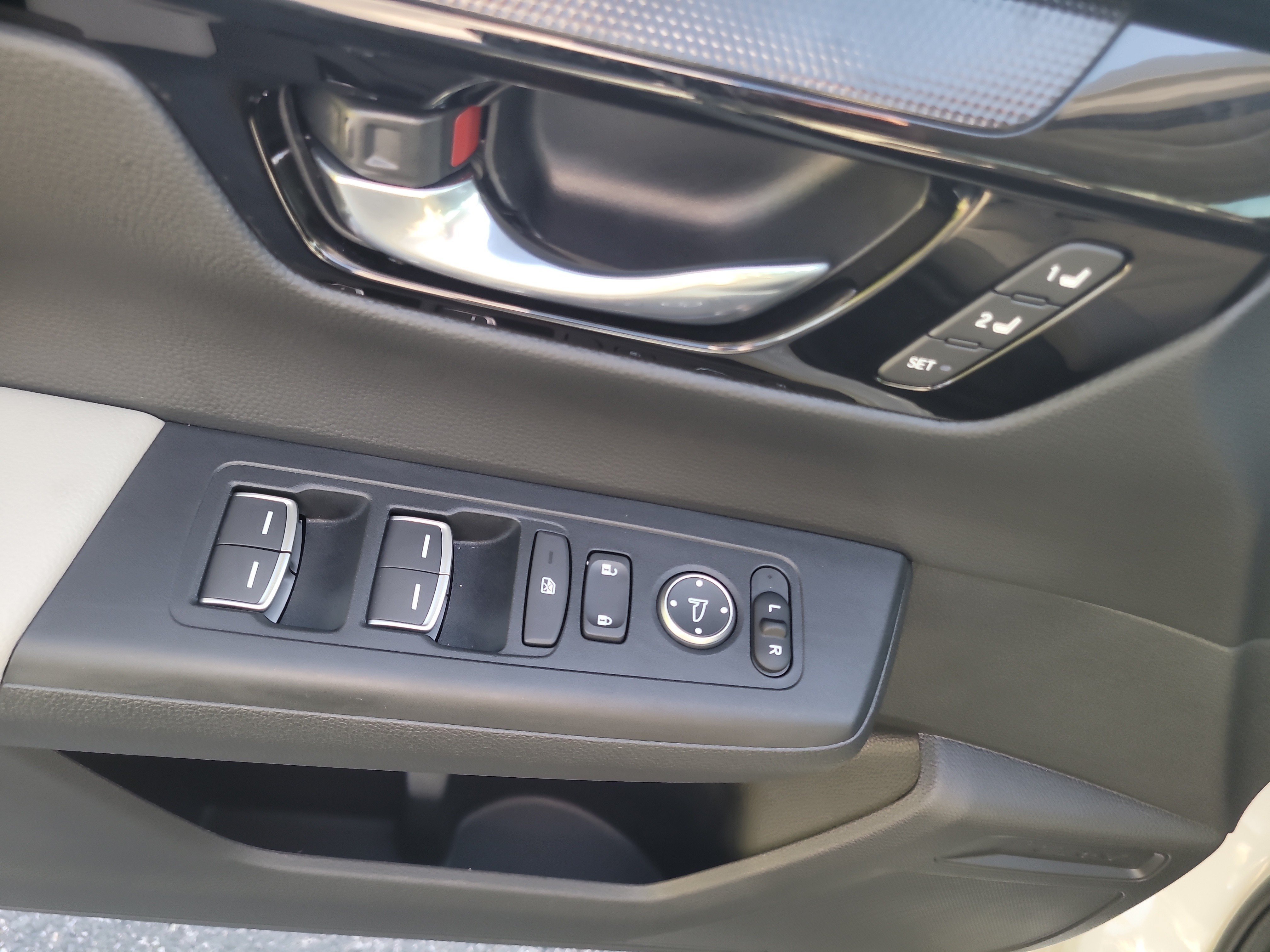 Used 2026 Honda CR-V EX-L image 19