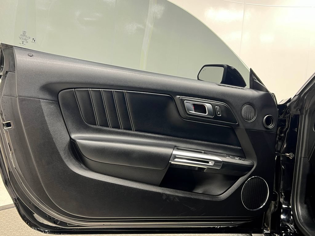 Used 2022 Ford Mustang Premium RWD image 14