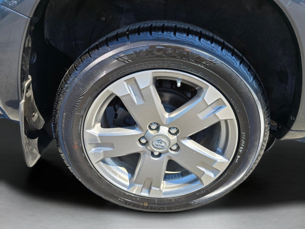 Used 2008 Toyota RAV4 Sport AWD/4WD image 30
