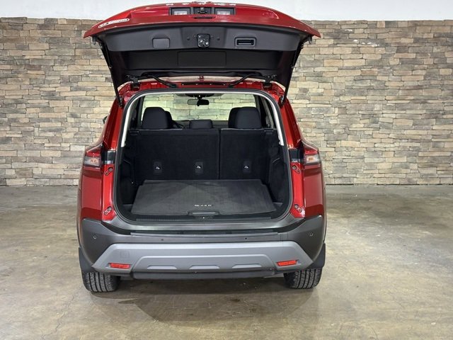 Used 2023 Nissan Rogue SV image 7