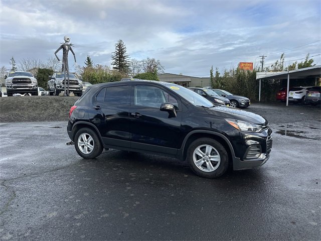 Used 2020 Chevrolet Trax LS w/ Tint and Cruise Package image 7