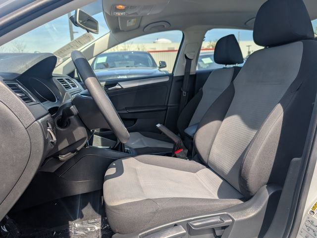 Used 2018 Volkswagen Jetta S w/ Cold Weather Package FWD image 7